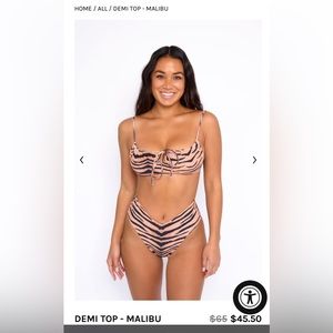 NWT XS Demi Bikini Top